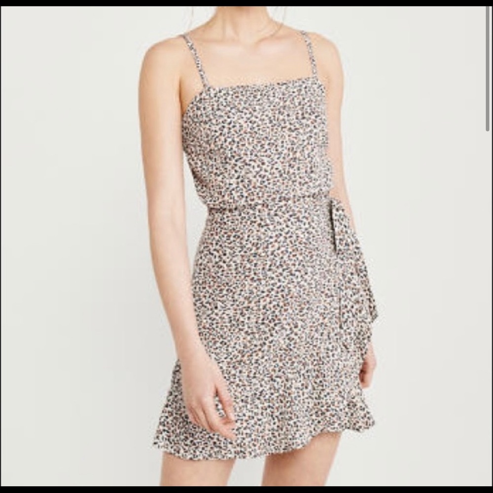 Abercrombie leopard print wrap dress